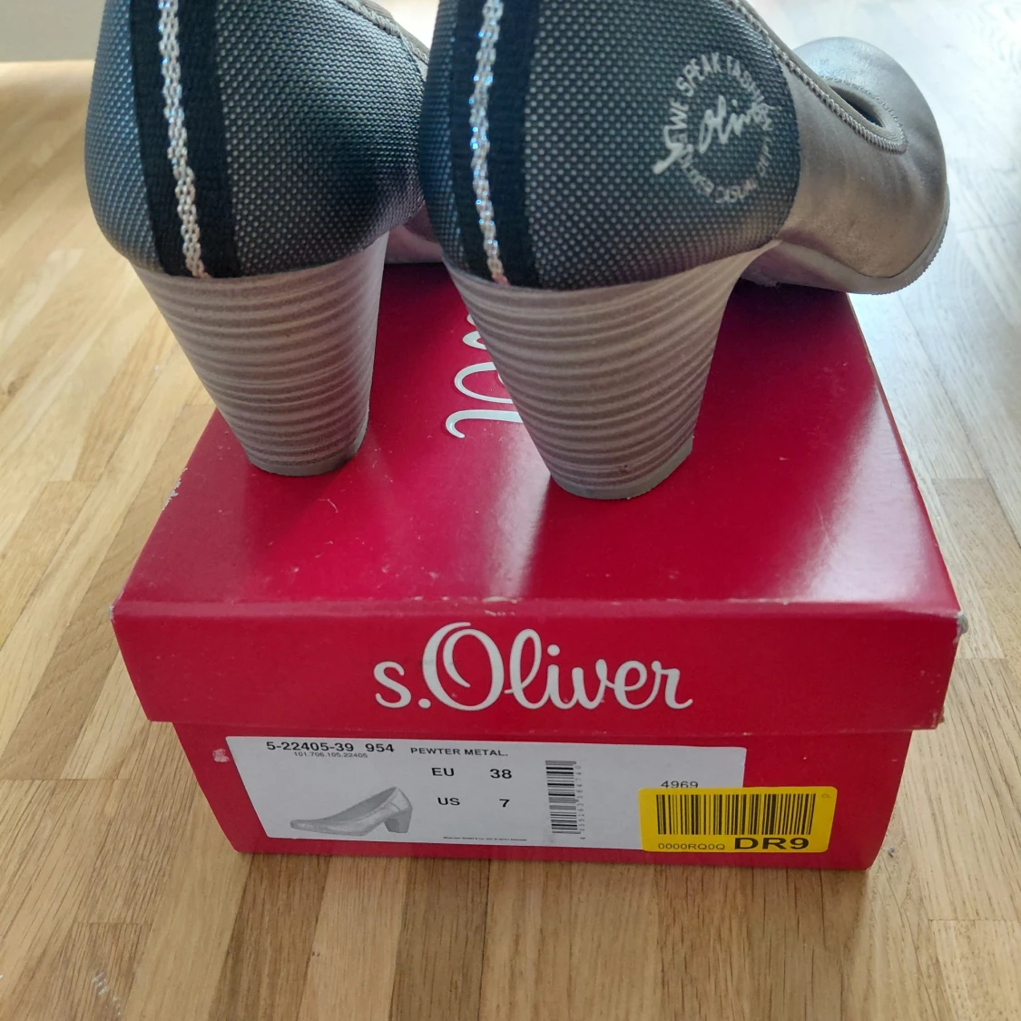 Metallic pumps från s.Oliver, storlek 38 - 1