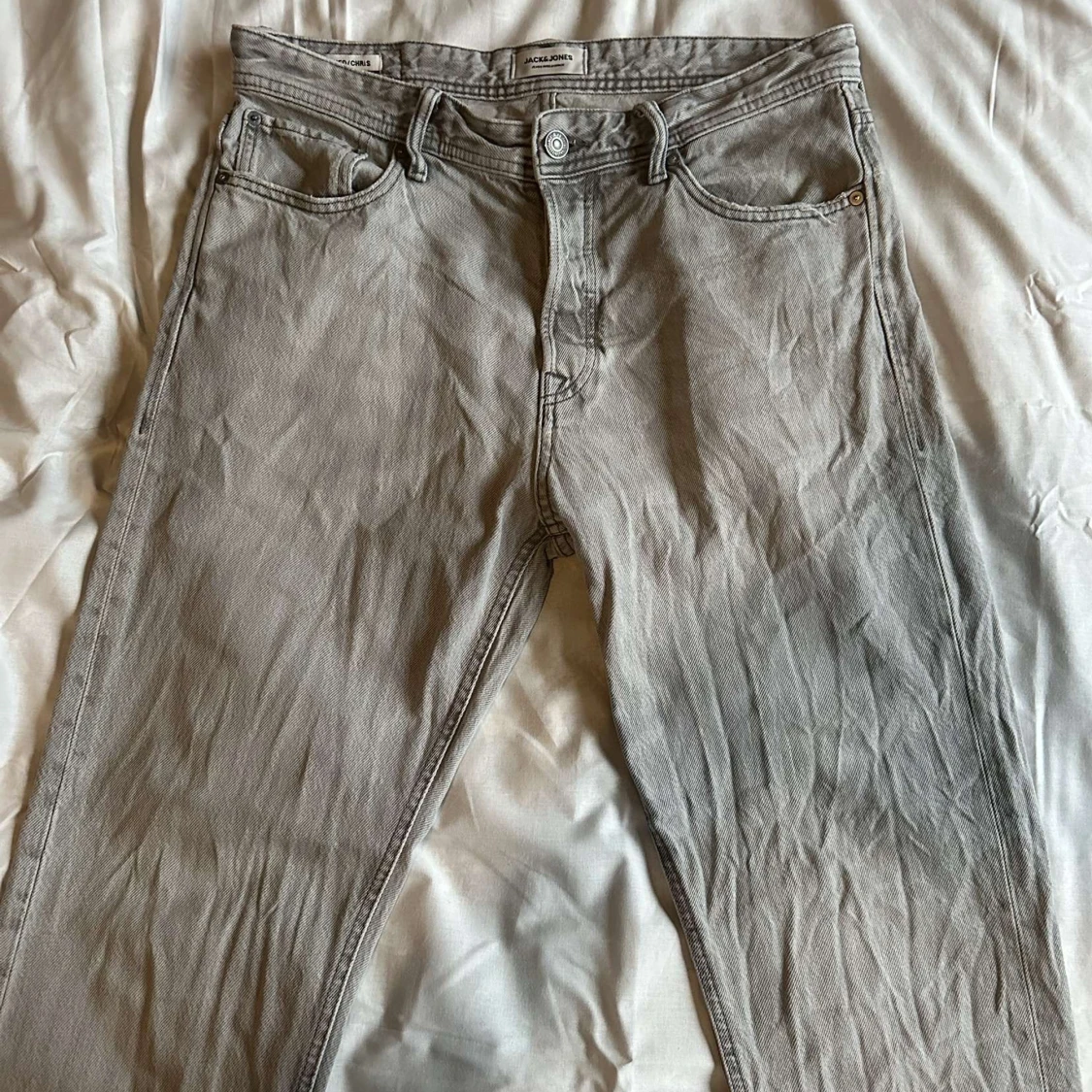 Grå jeans från Jack & Jones, 32/32