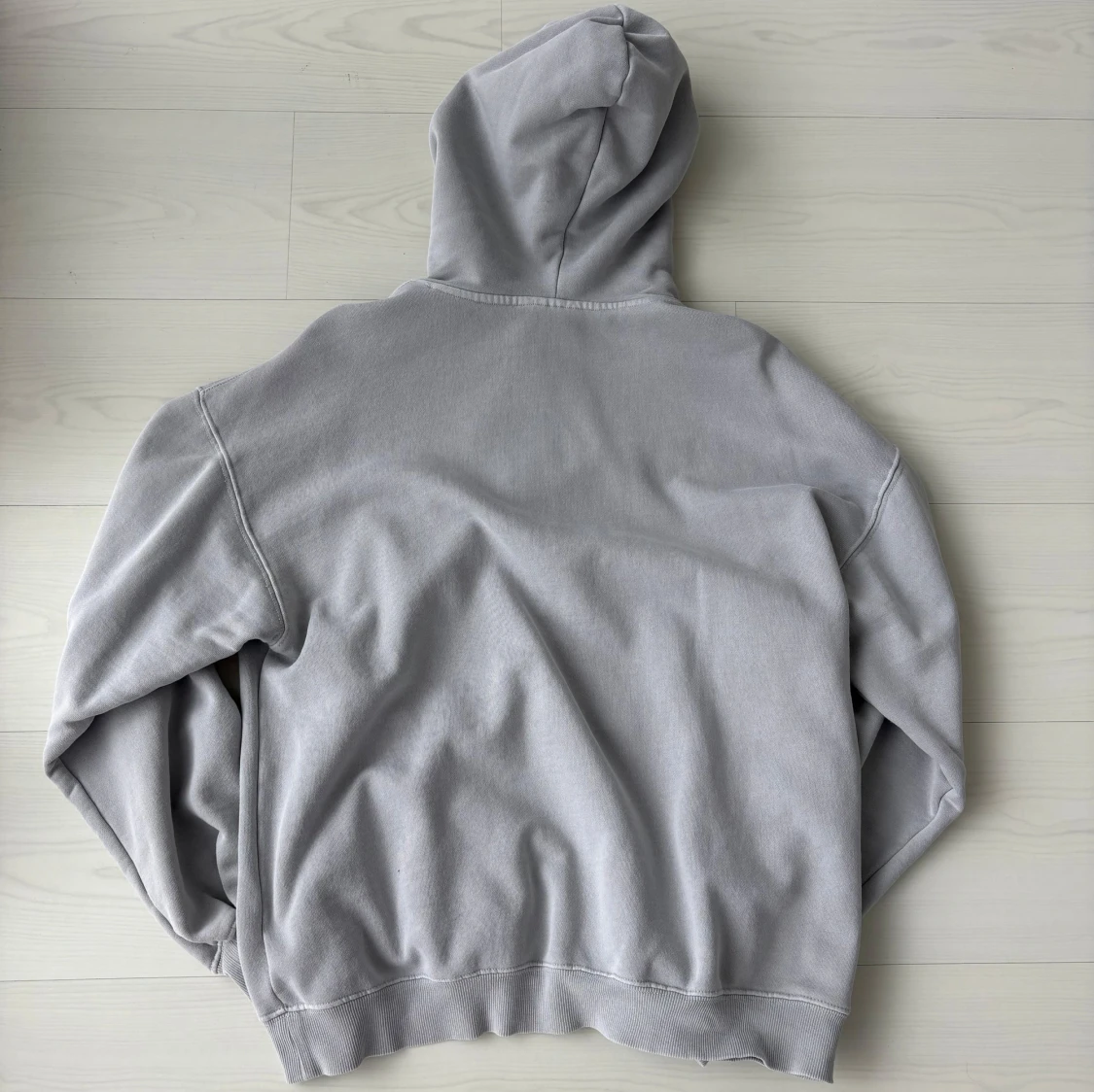 Loose fit hoodie från Yoke - 4