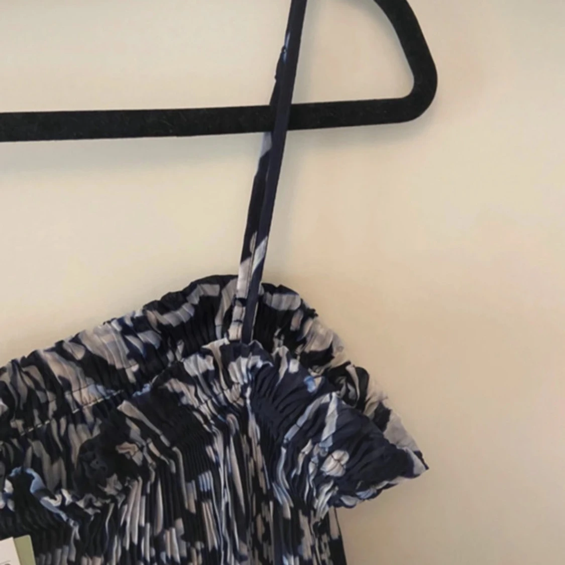 Plisserad svartvit linnetopp H&M M - 2