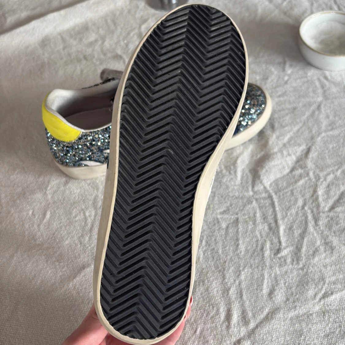 Glittriga sneakers från Bibi Lou - 2