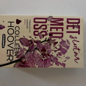 Det slutar med oss - colleen Hoover  - Inga defekter, som ny.