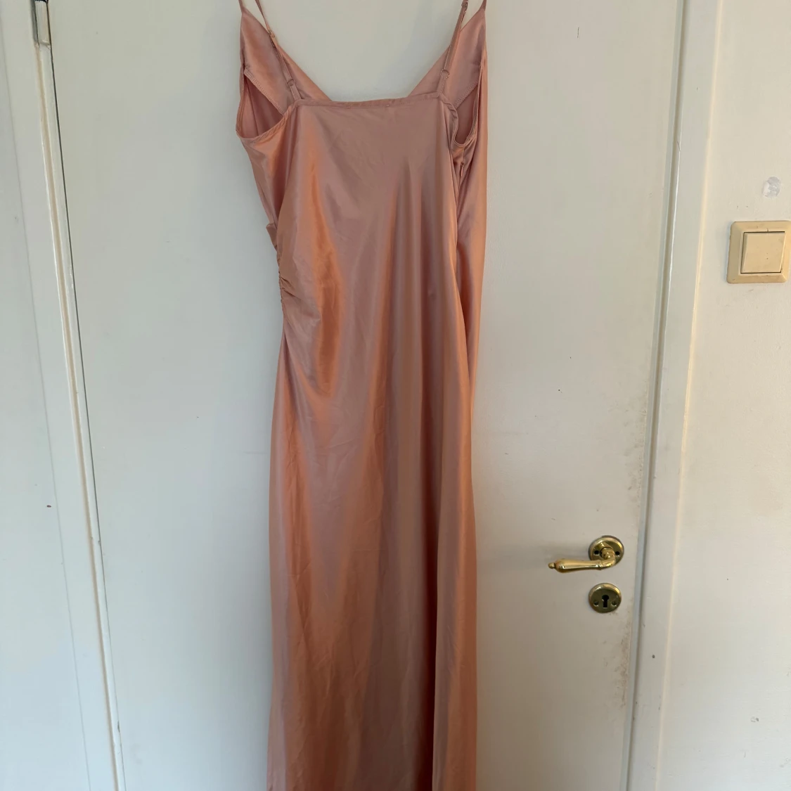 Champagnefärgad långklänning Sisters Point - 2