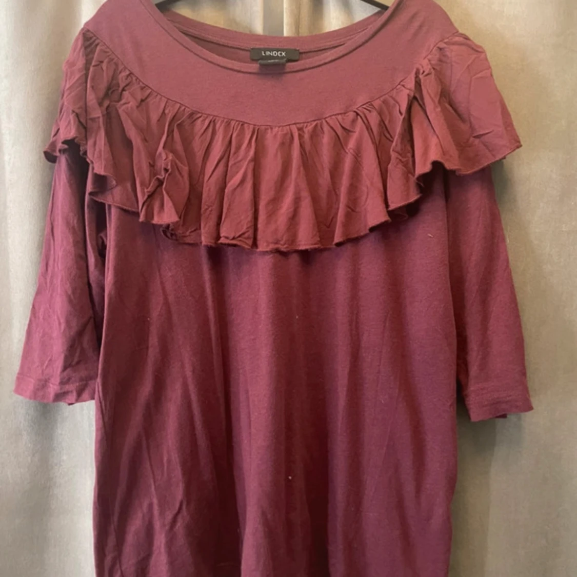 Tröja med volanger från Lindex  - 2