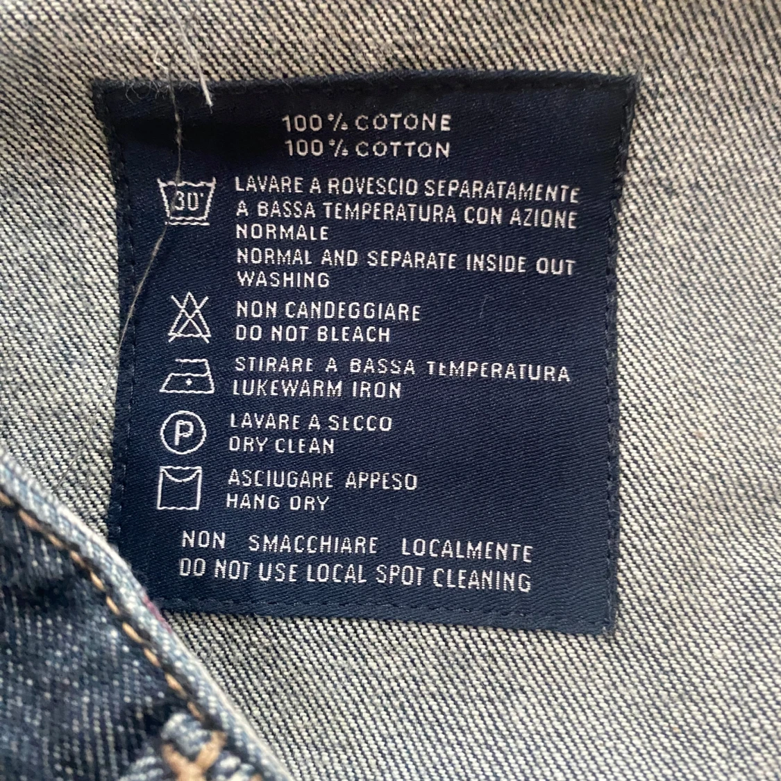 Mörkblå jeansbyxor från Burberry - 4