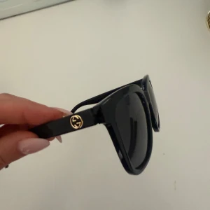 Gucci solglasögon  - Gucci solglasögon 