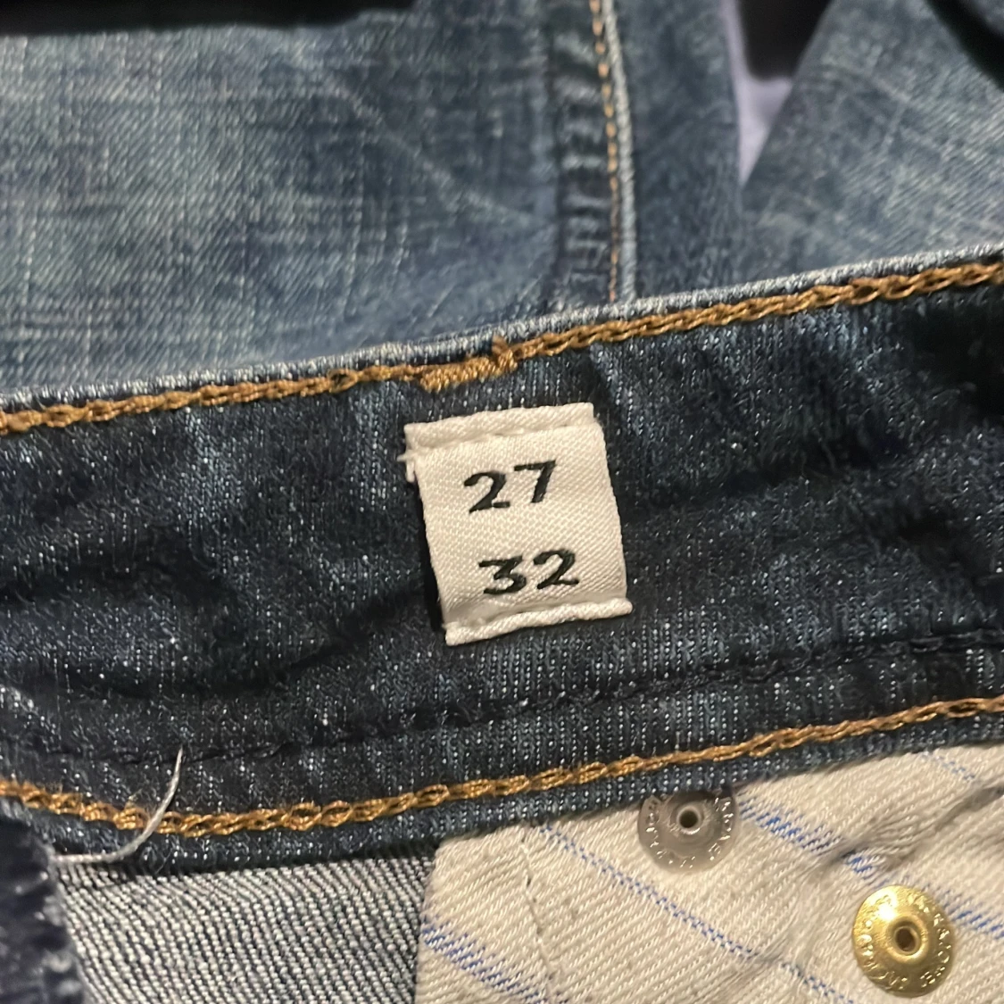 Slitna jeans från Jack & Jones - 4