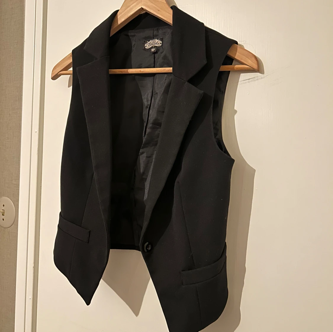 Svart väst