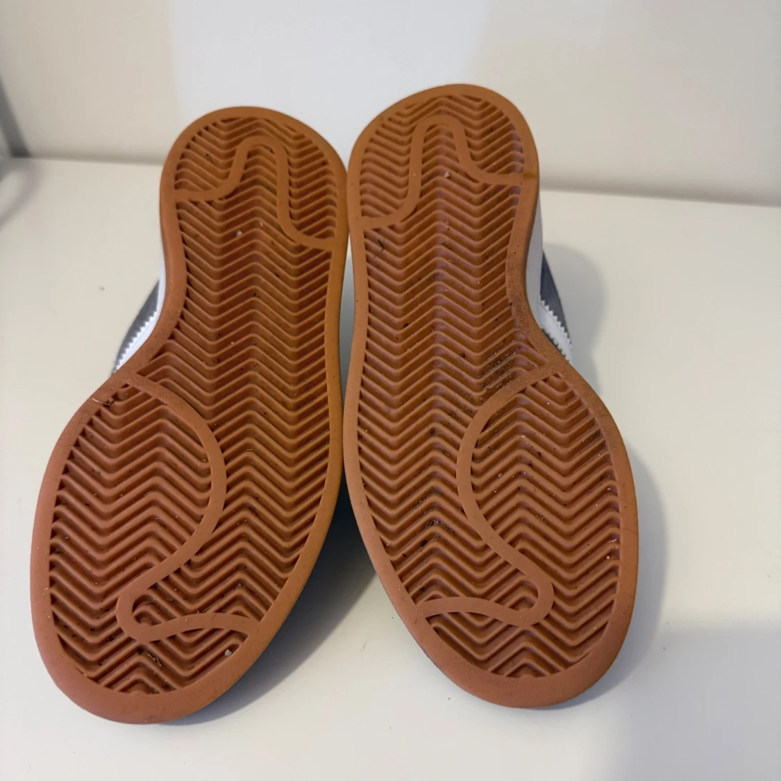 Grå Adidas Campus sneakers - 3