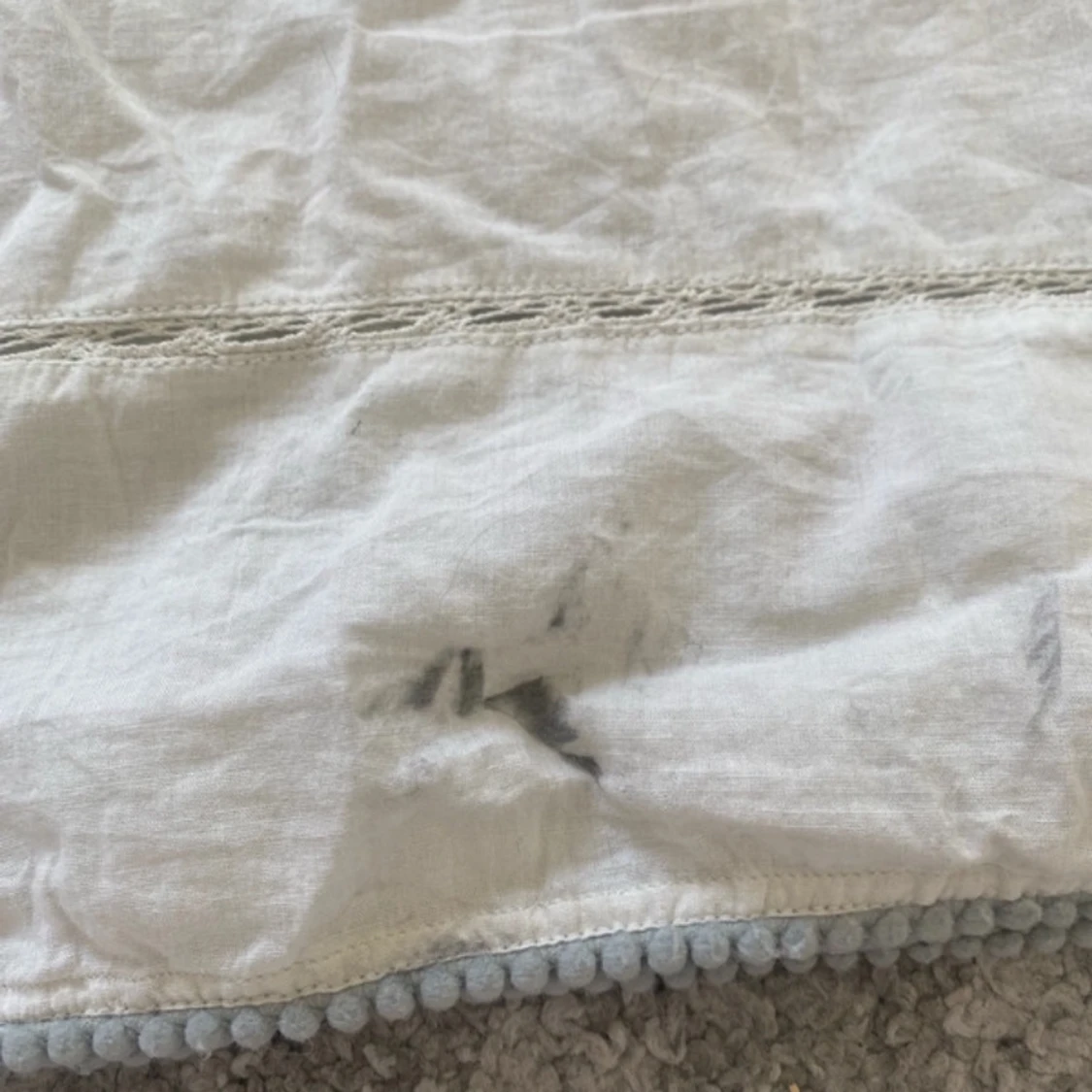 Blus med broderier  - 3