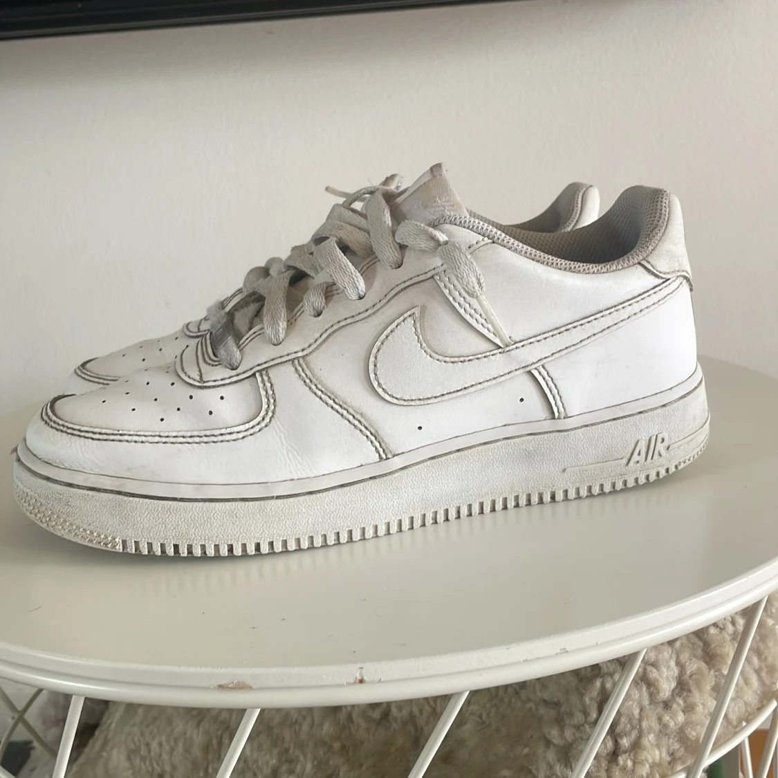 Vita Nike Air Force sneakers - 1