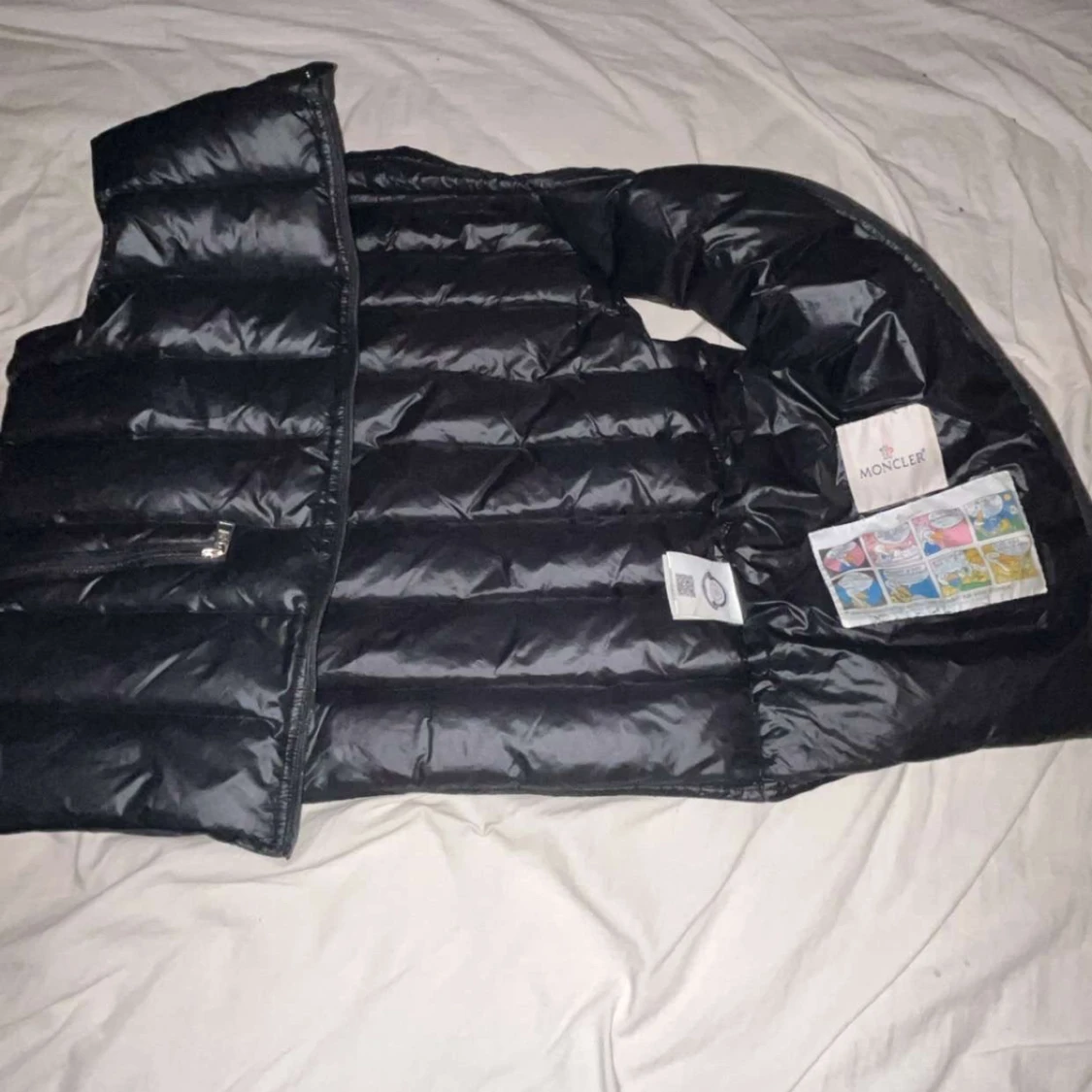 Svart dunväst från Moncler - 1