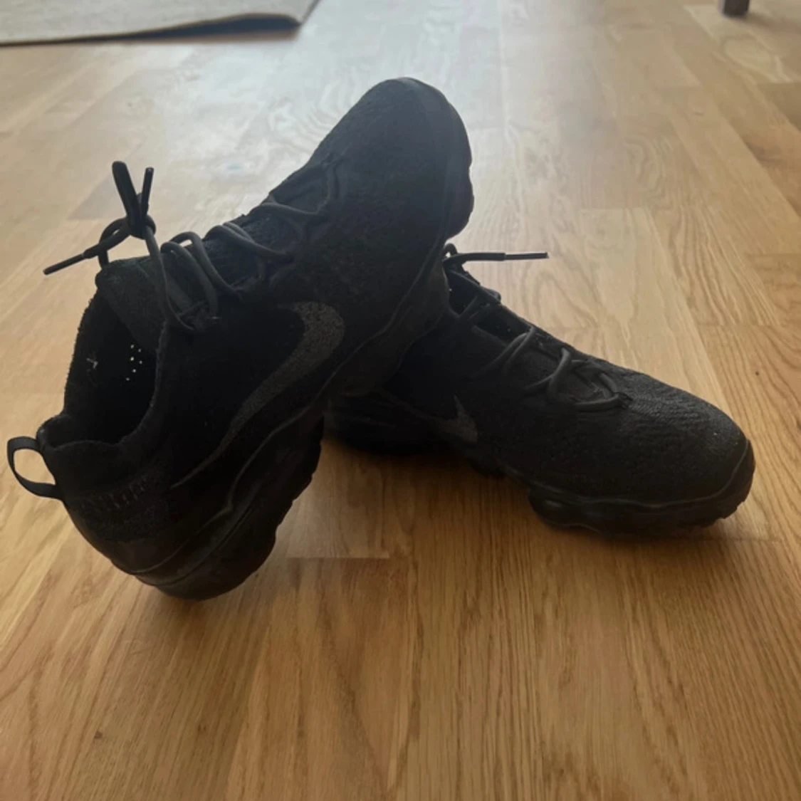 Svarta Nike Vapormax Flyknit sneakers - 4