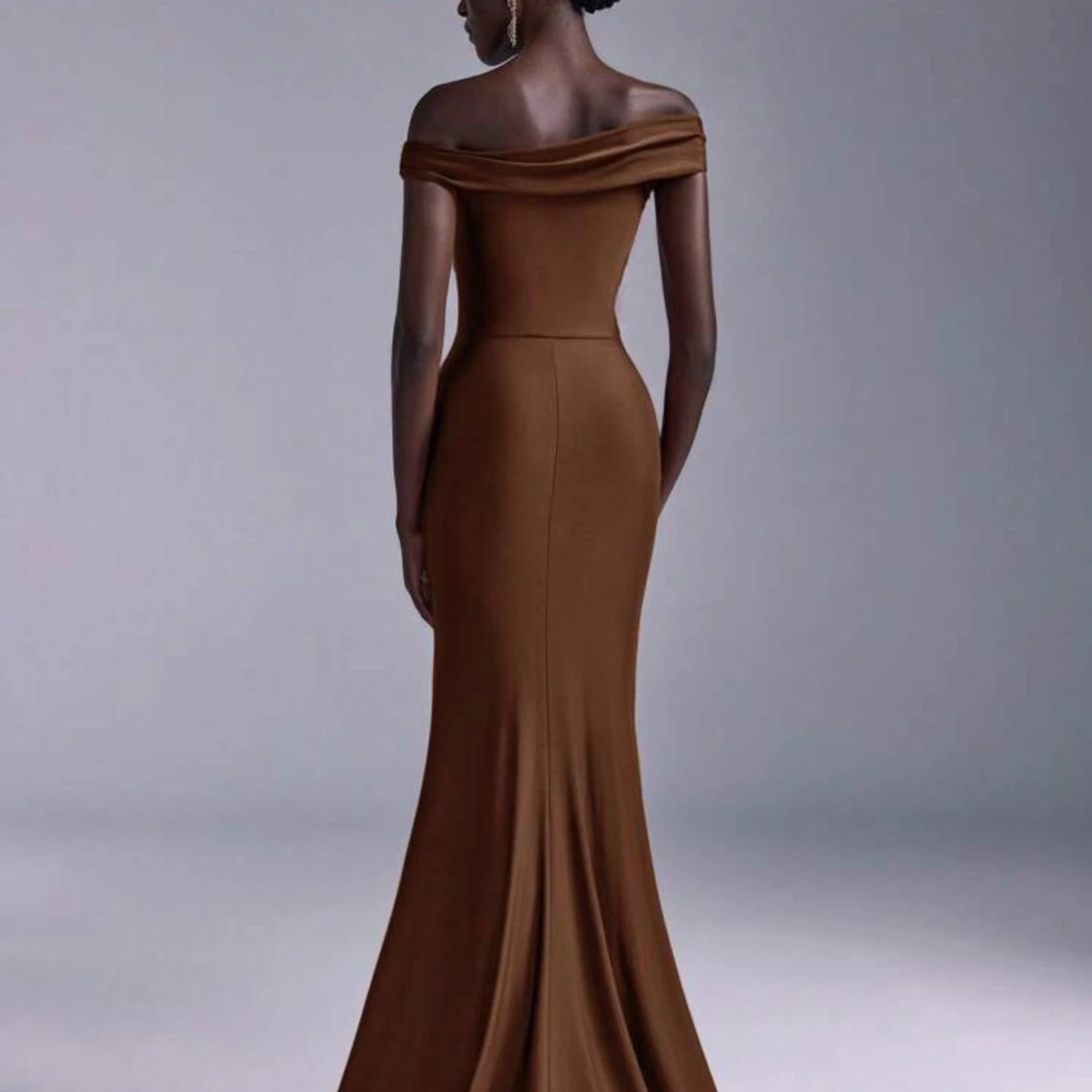 Brun offshoulder långklänning - 2