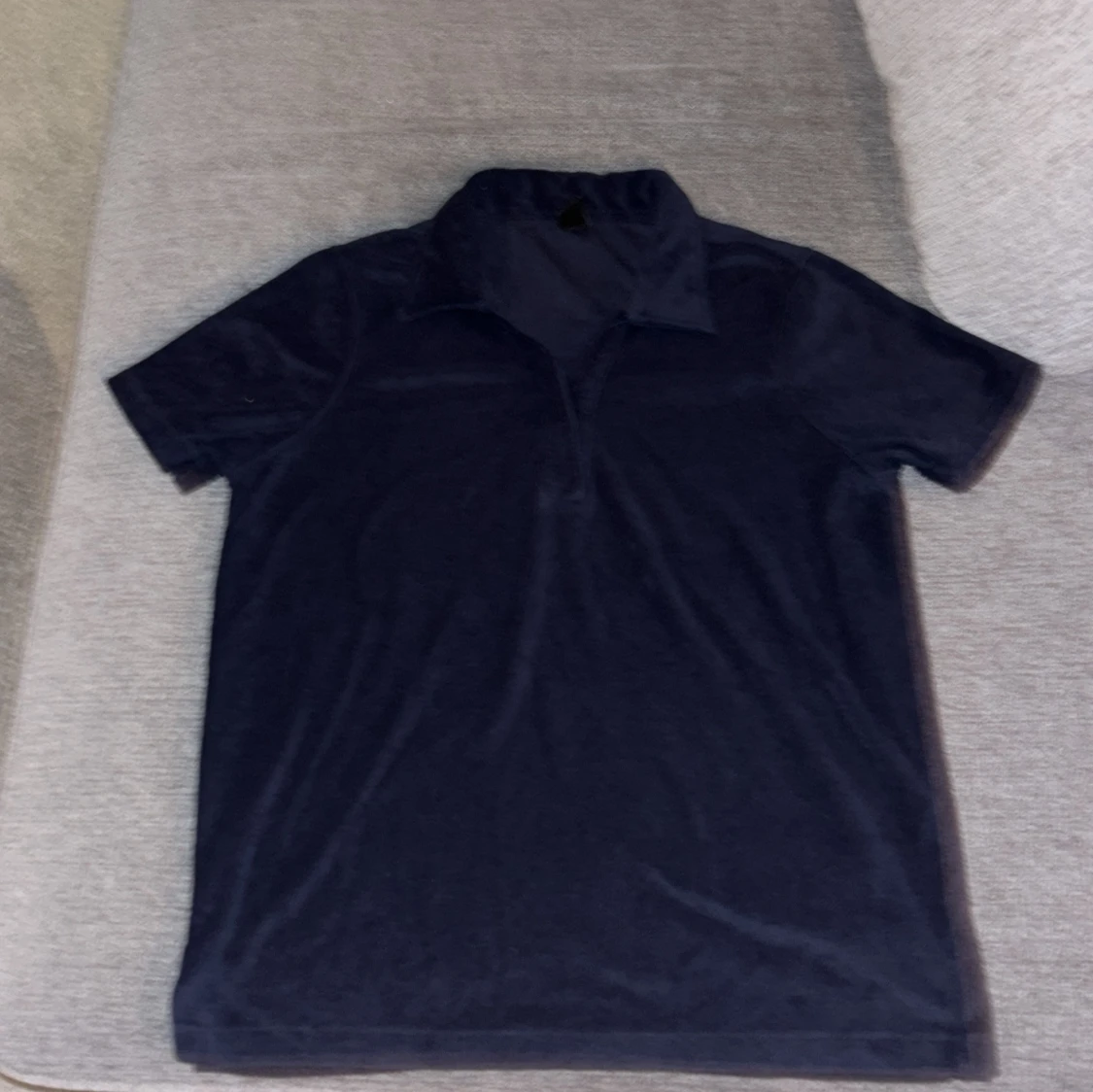 Mörkblå t-shirt från SOC, storlek S