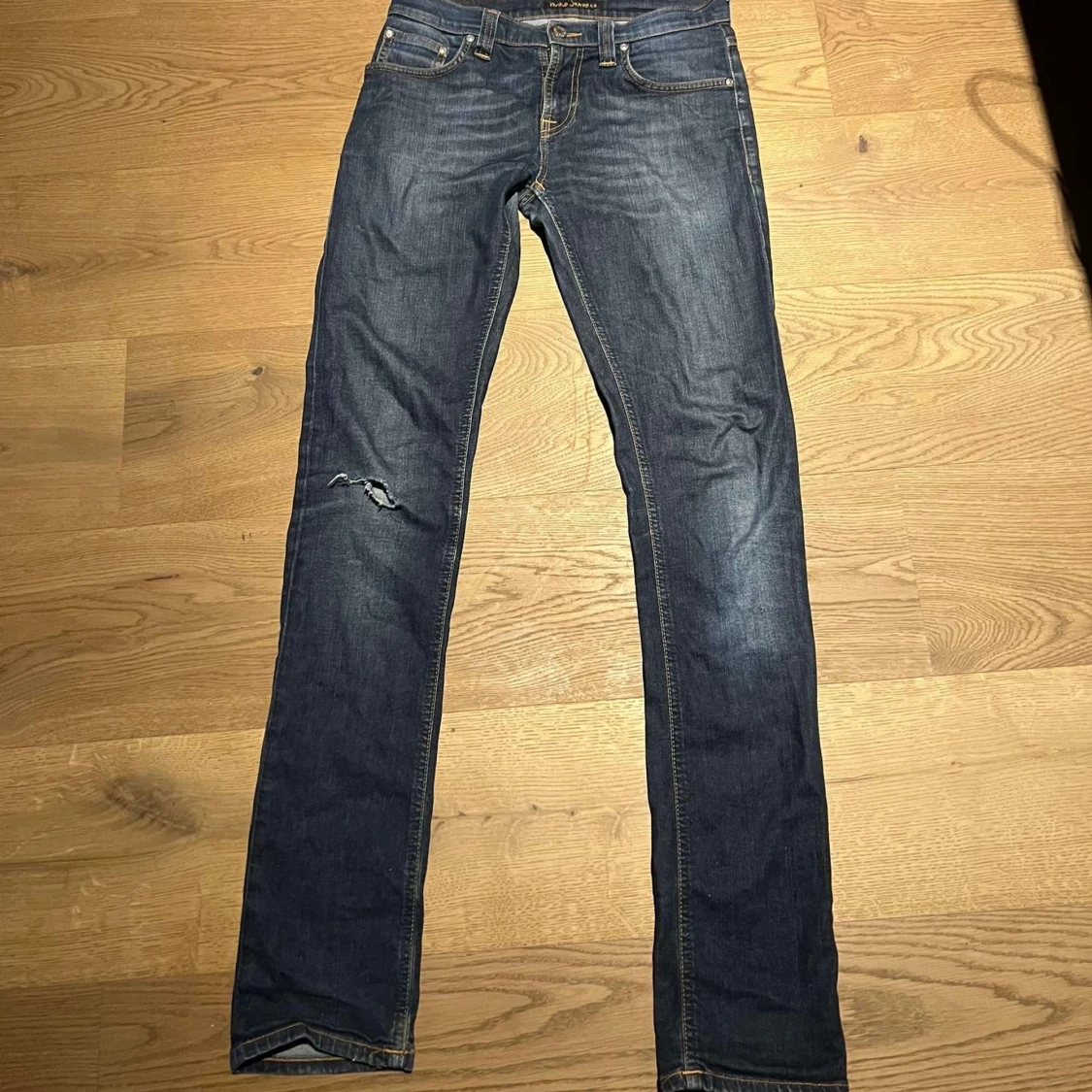 Blåa Nudie Jeans  - 1