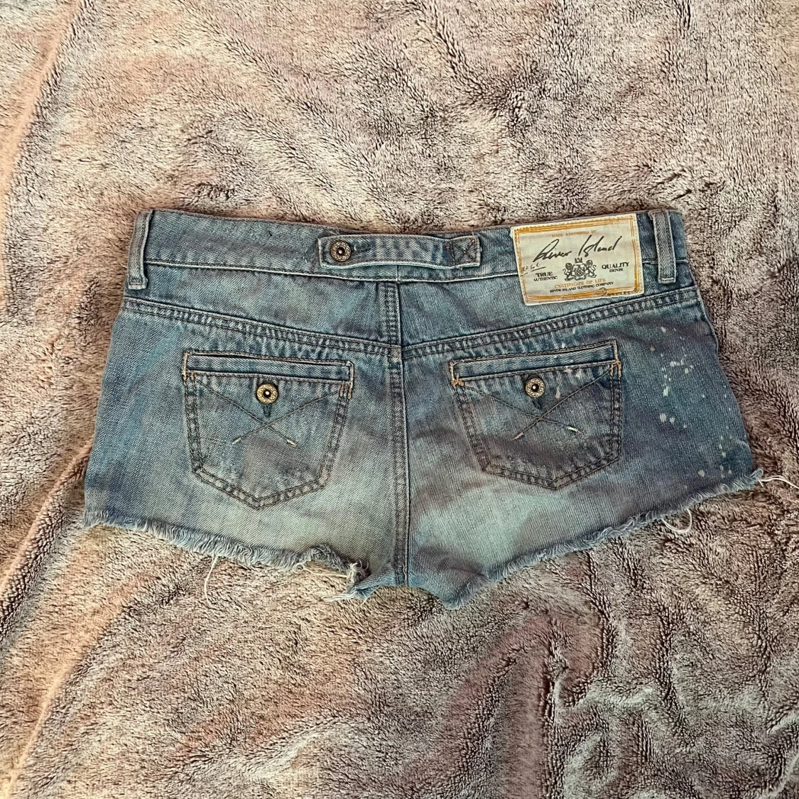 Lågmidjade shorts  - 1