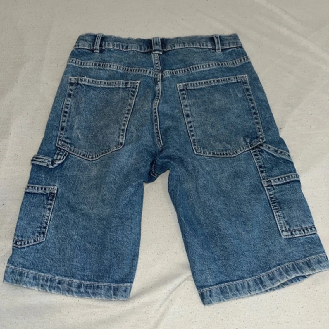 Blå jeansshorts från Lindex - 1