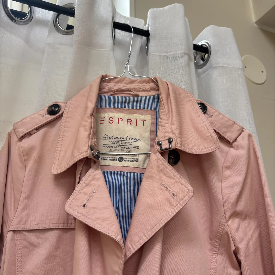 Ljusrosa trenchcoat från Esprit - 1