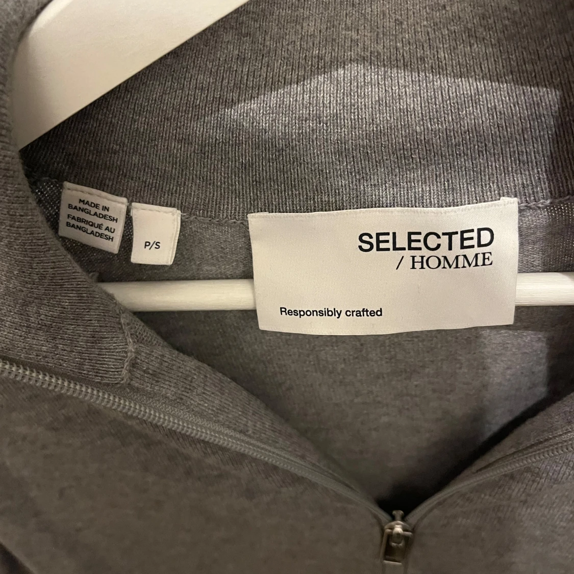 Grå ziptröja från Selected Homme - 2