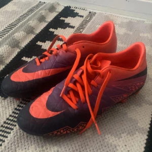 Hypervenom skor - Använda men fortfarande fräscha Hypervenom skor