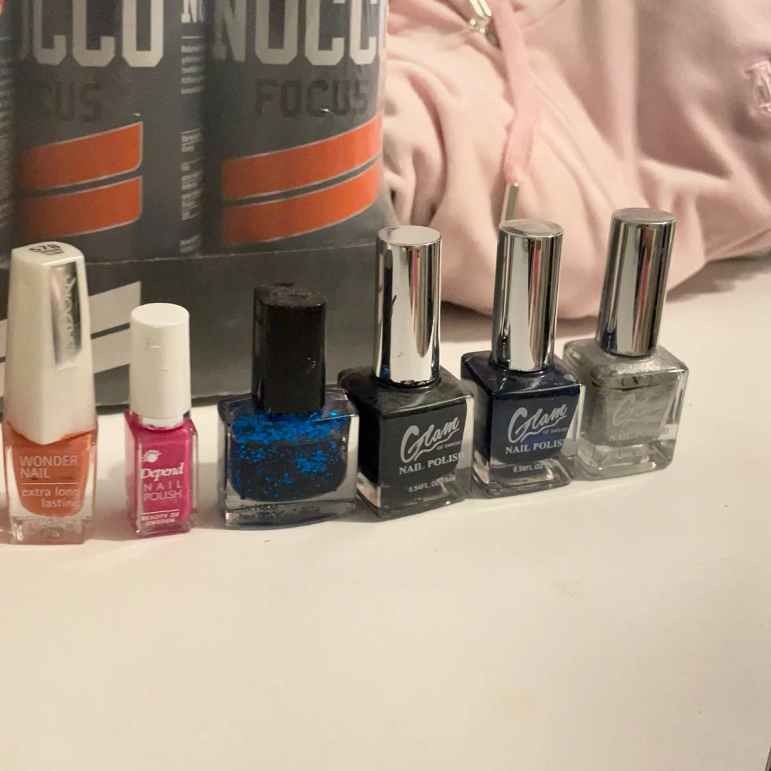 Nagellack från Chanel, Essie, Isadora, Depend, Glam m.m - 2