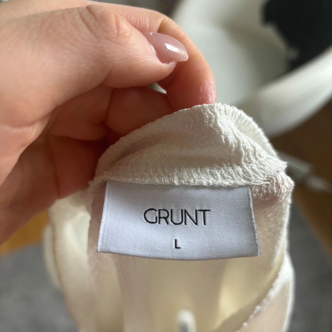 Vit blus från Grunt - 2