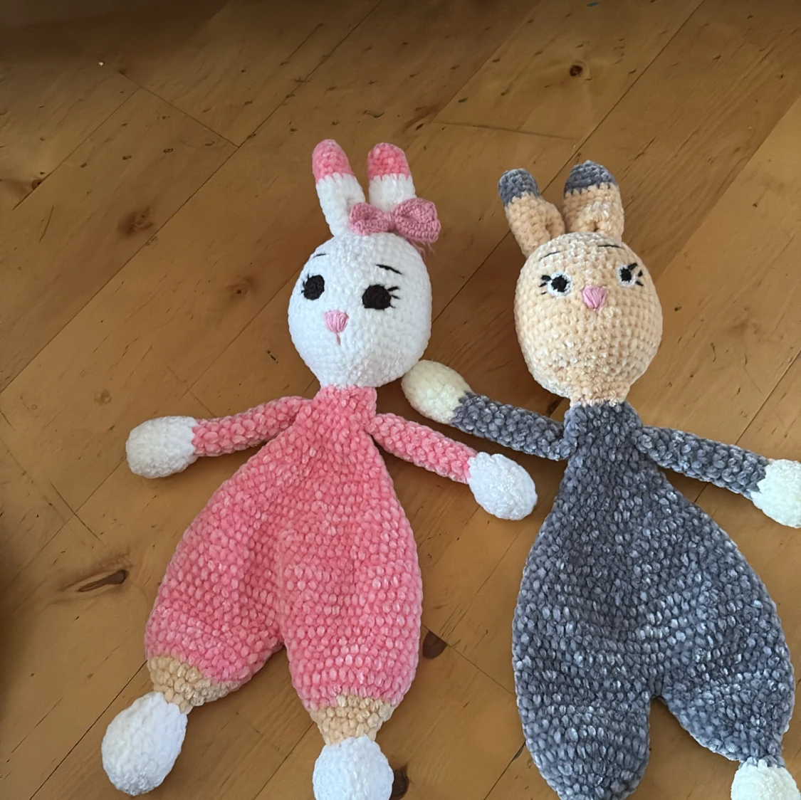 Handgjorda kanin-gosedjur i mjuk plysch - 3