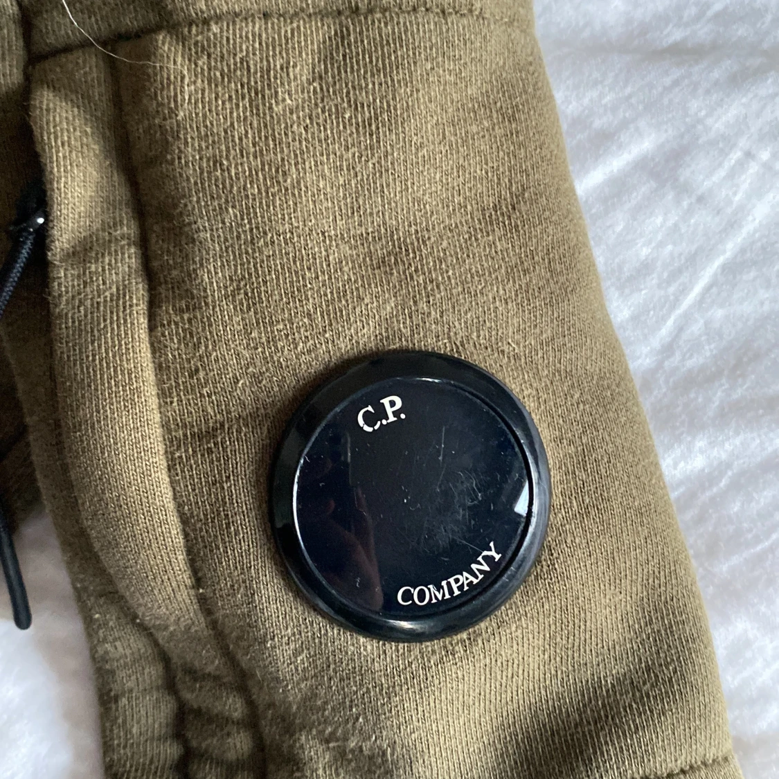 Olivgrön sweatshirt från C.P. Company - 1