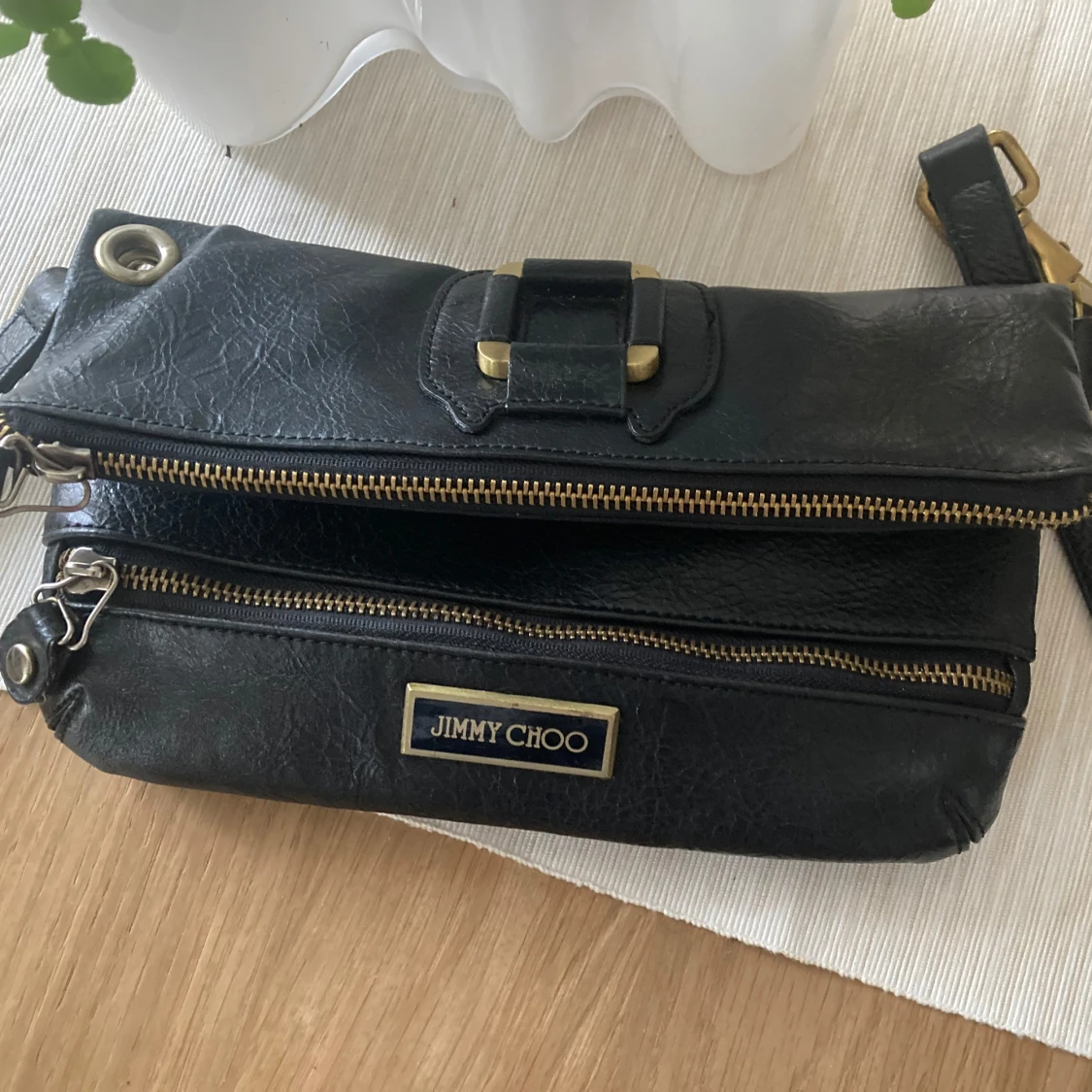 Svart axelväska från Jimmy Choo