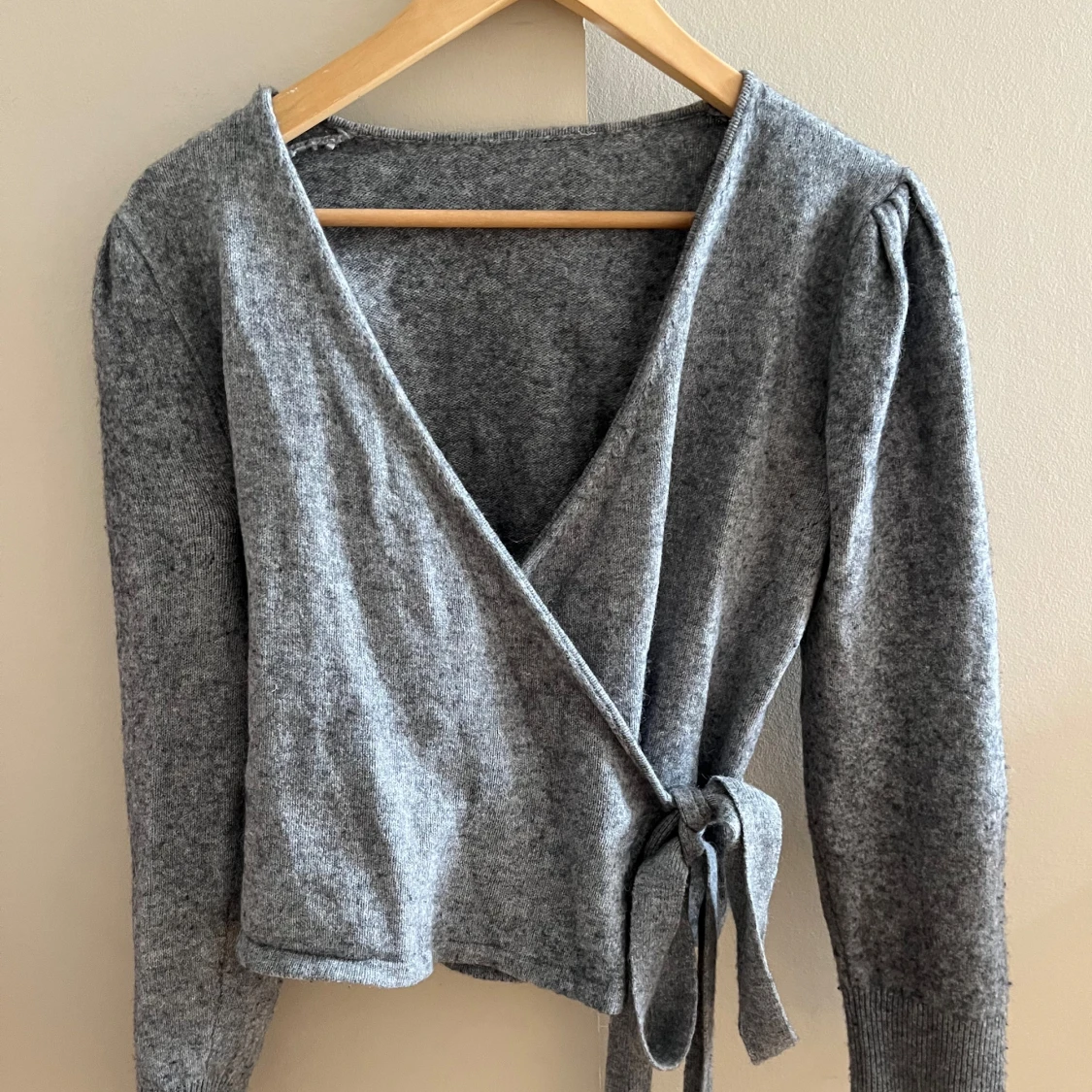 Grå omlott kofta - 1