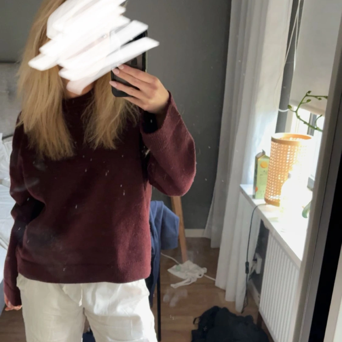 Vinröd stickad tröja från Gina Tricot - 2