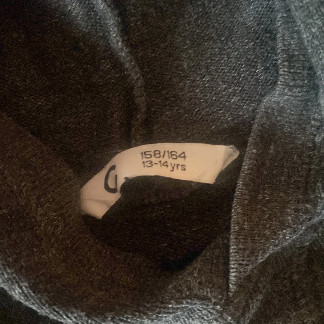 Mörkgrå hoodie från CUBUS - 4