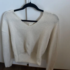 Jättefin stickad  - Jättefin stickad tröja, knappt använd jättebra skick