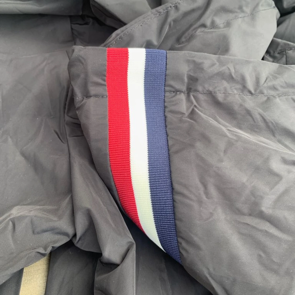 Svart vindjacka från Moncler - 2