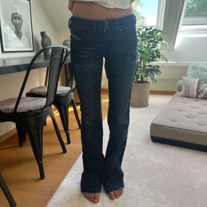 Diesel jeans  - Så snygga jeans grå diesel i storlek 34/36