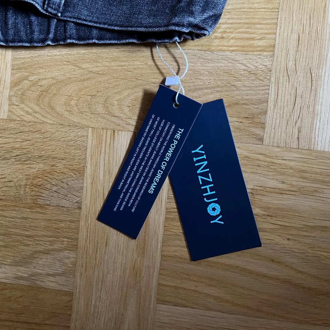 Svarta wide jeans från YINZHJOY - 3