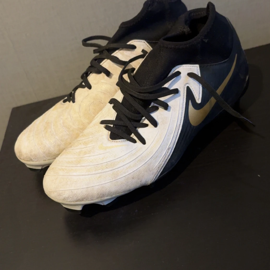 Nike Phantom GX luna fotbollsskor - 1