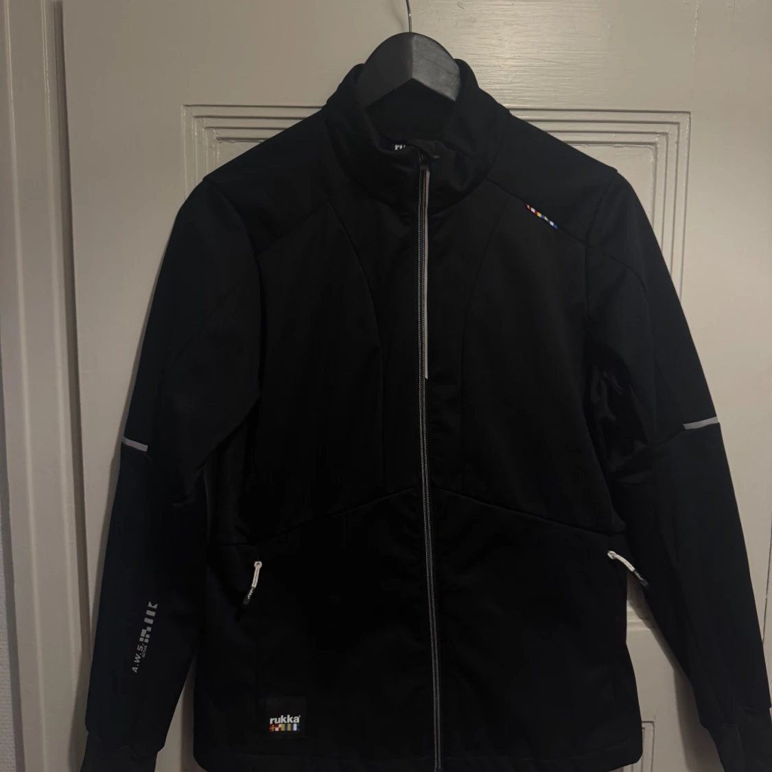 Svart skidjacka från Rukka - storlek 38
