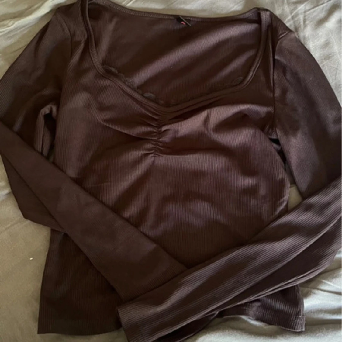 Svart långärmad topp