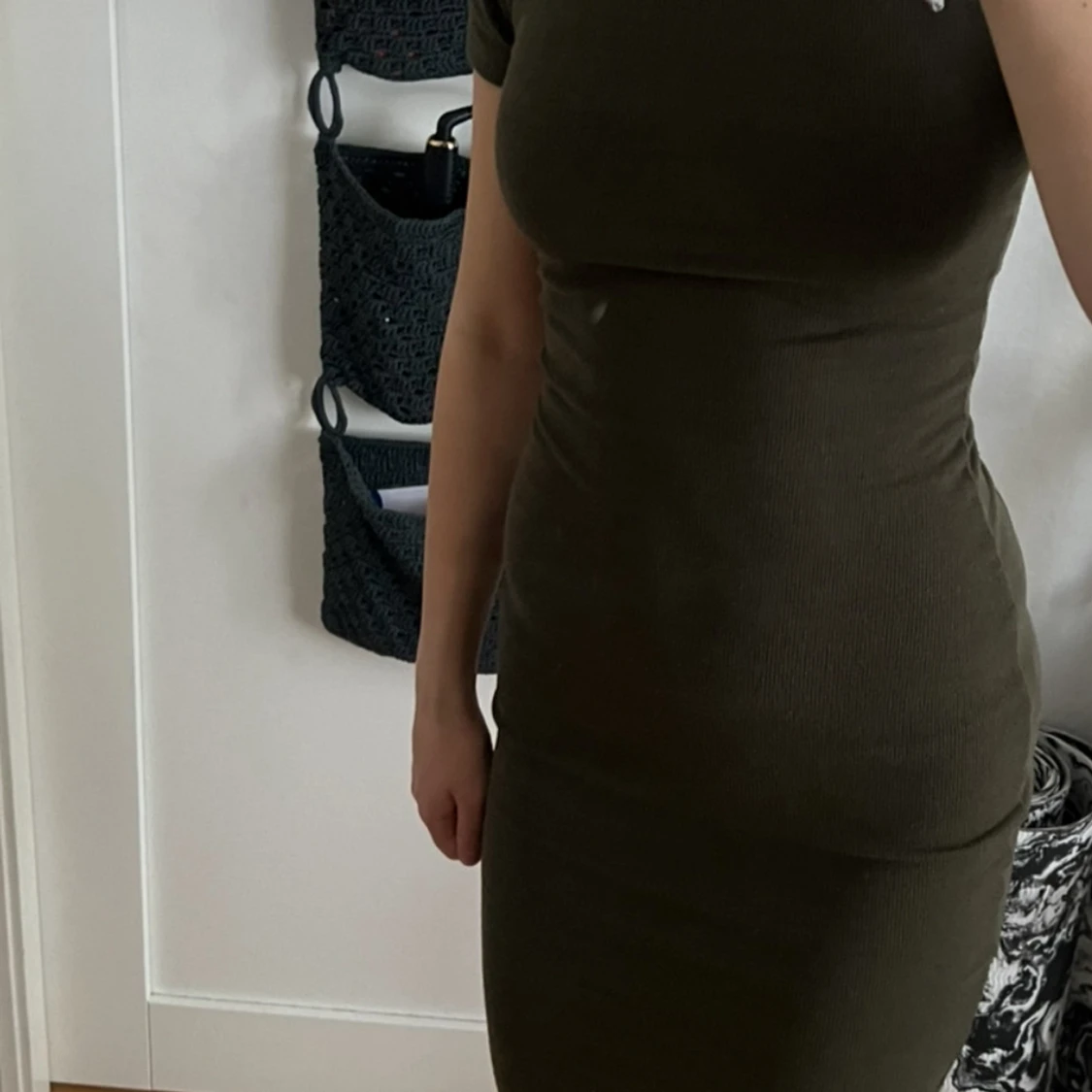 Olivgrön ribbad klänning från H&M🩷  - 1