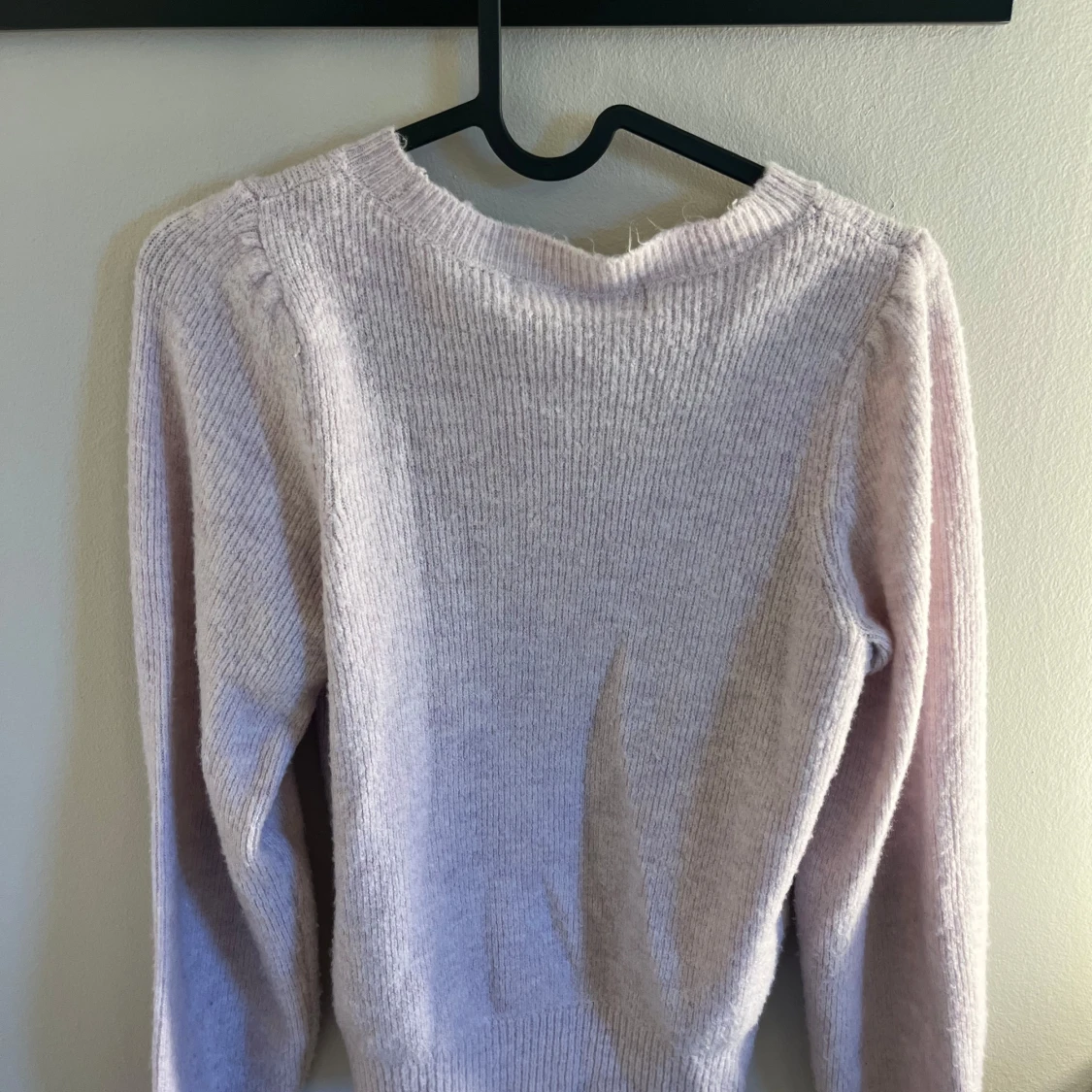 Ljuslila stickad tröja - 2