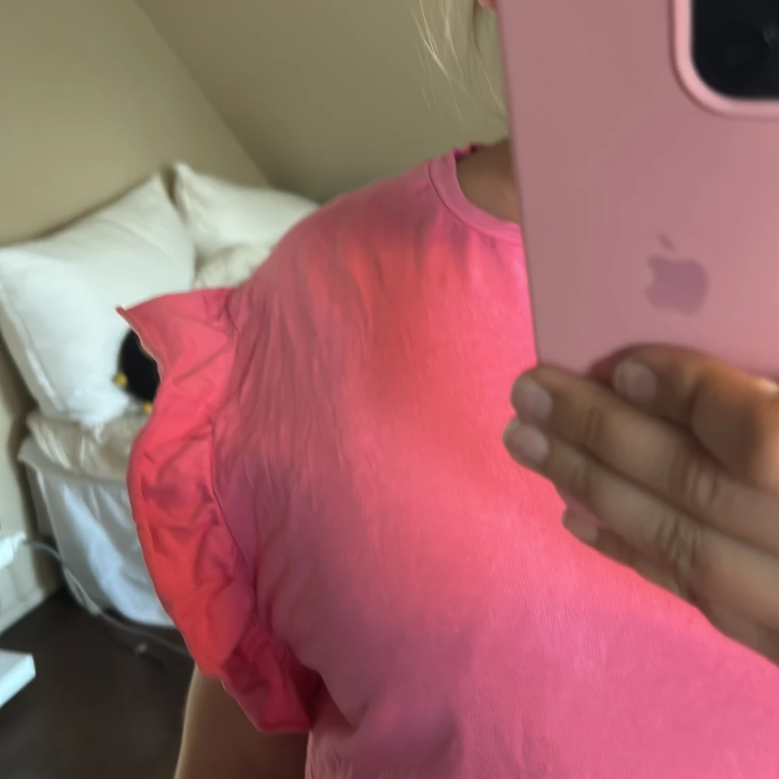 Rosa t-shirt med volangärmar  - 1