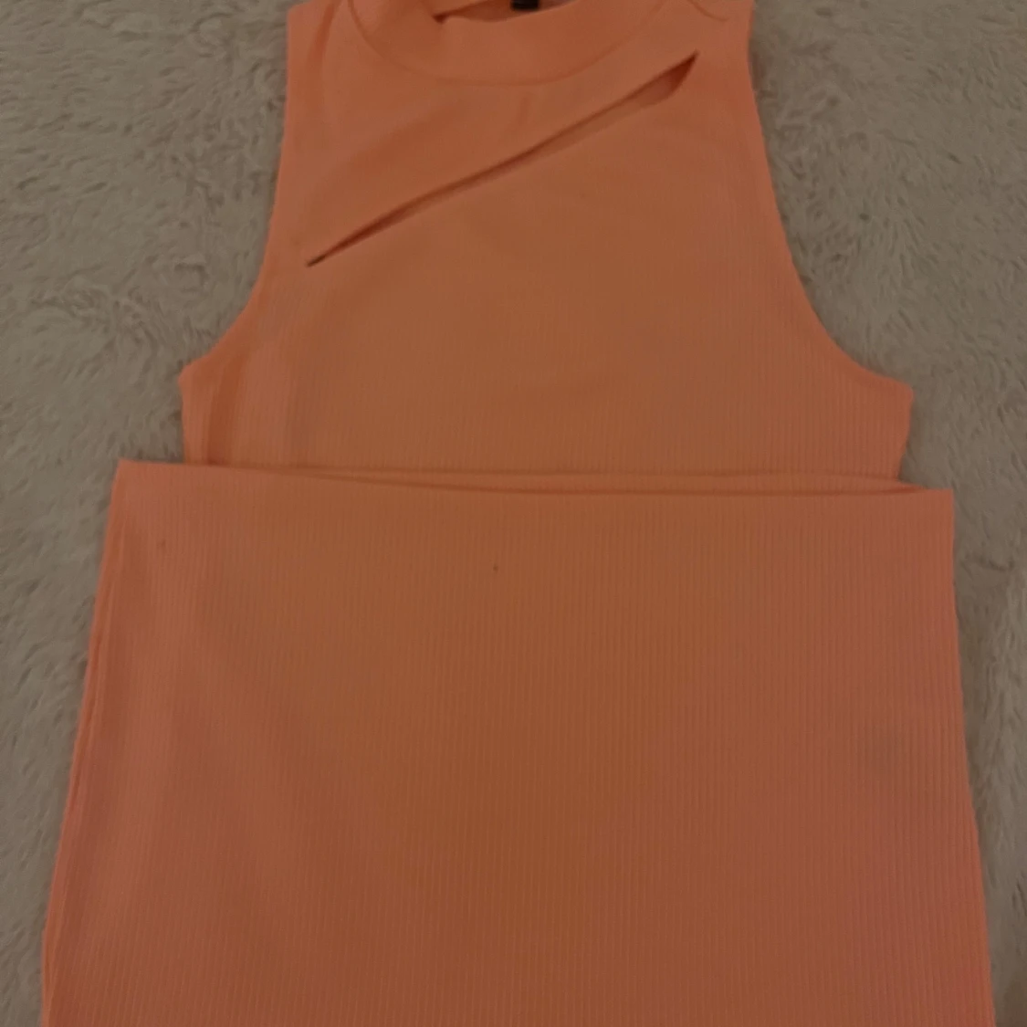 Persikofärgad klänning från H&M🧡 - 1