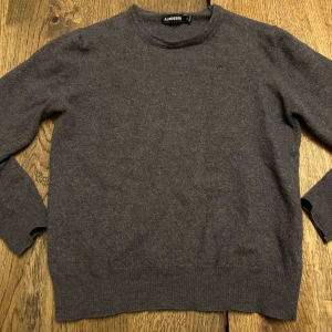 J Lindeberg tröja - Fet sweatshirt från J.Lindeberg i grå färg. Pris kan diskuteras😁✅