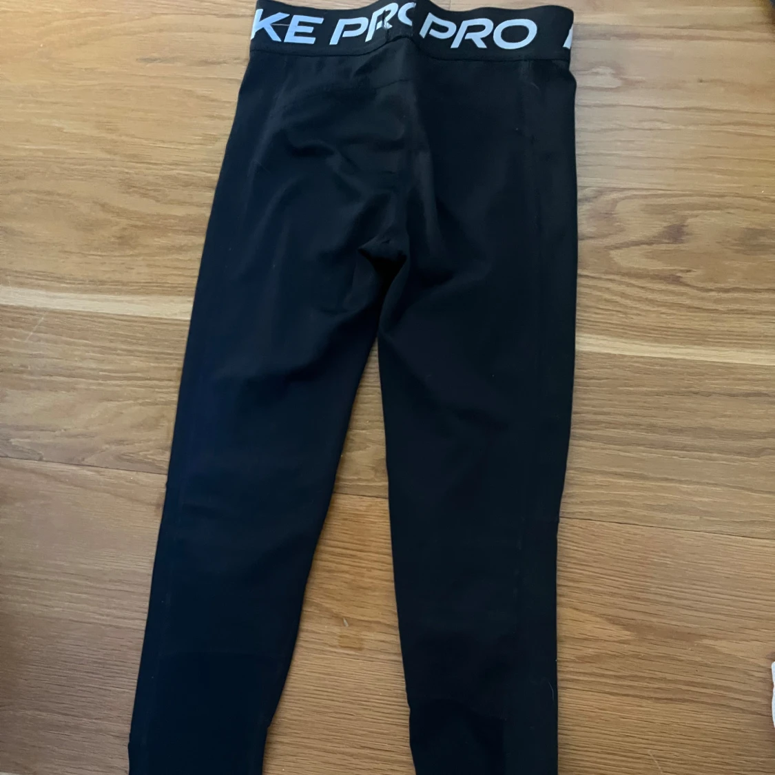 Svarta träningstights från Nike Pro - 2