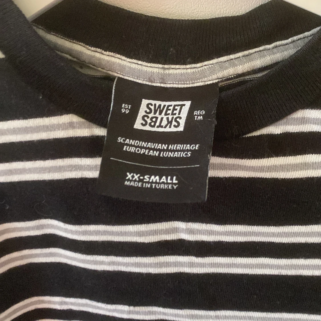 Randig t-shirt från Sweet SKTBS - 2