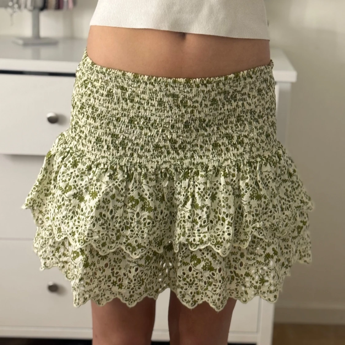 Grönvit kjol från Zara - 1