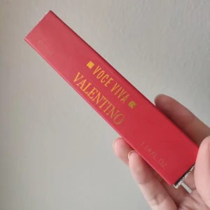 Valentino Voce Viva Perfume - Valentino Voce Viva Perfume. Tester. 33ml bottle. New!