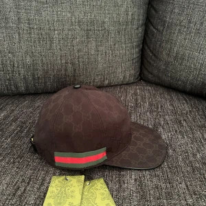 Keps NY - Helt ny keps utan problem. Storlek S passar även M